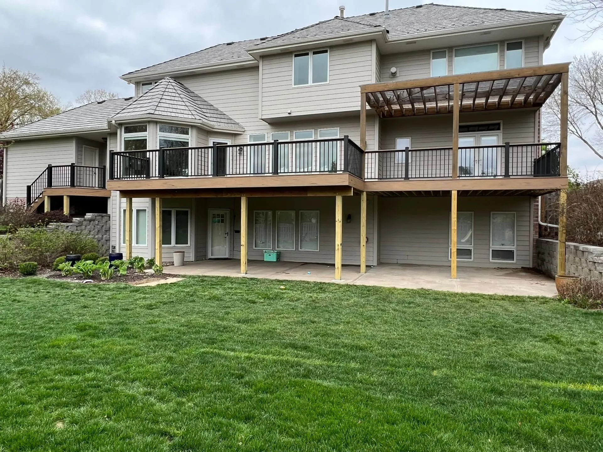 deck-builder-in-bennington Deck Builder in Bennington, NE | Hunt Home Remodeling